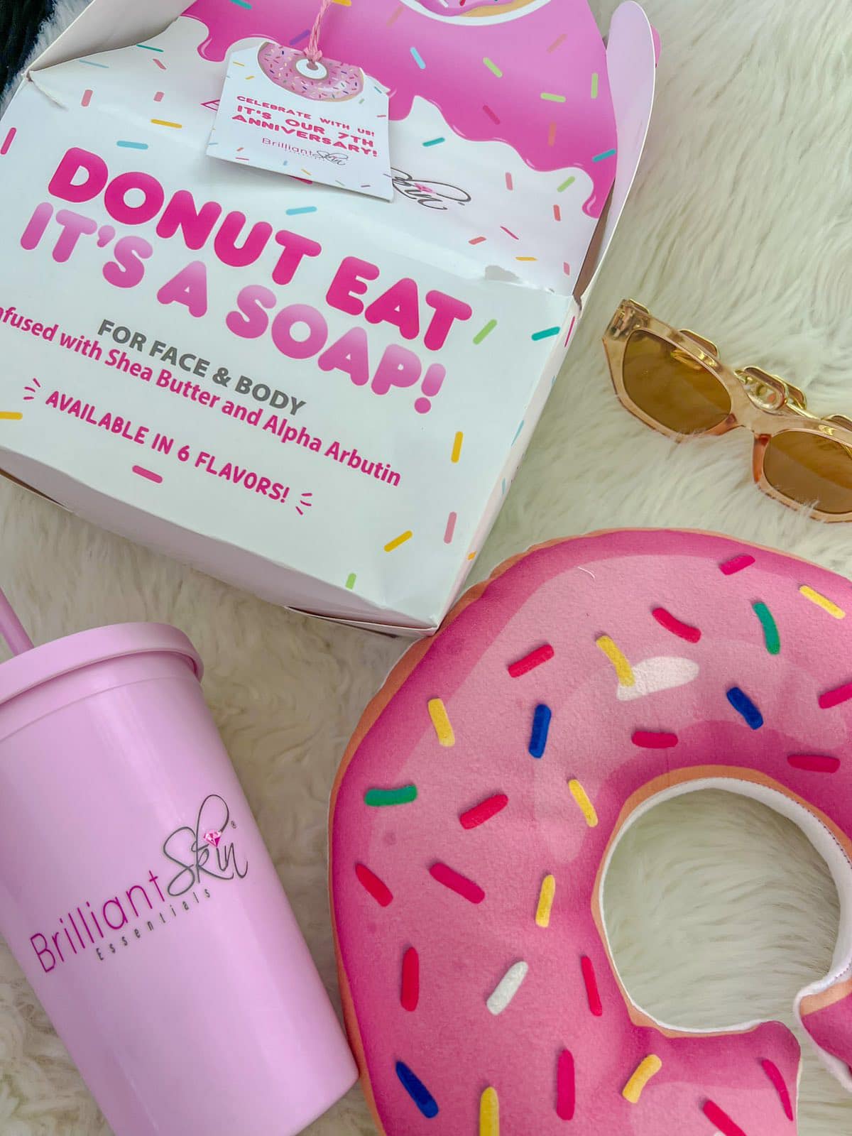 Brilliant Skin Donut Eat soap 90g EXP DATE 02/2026