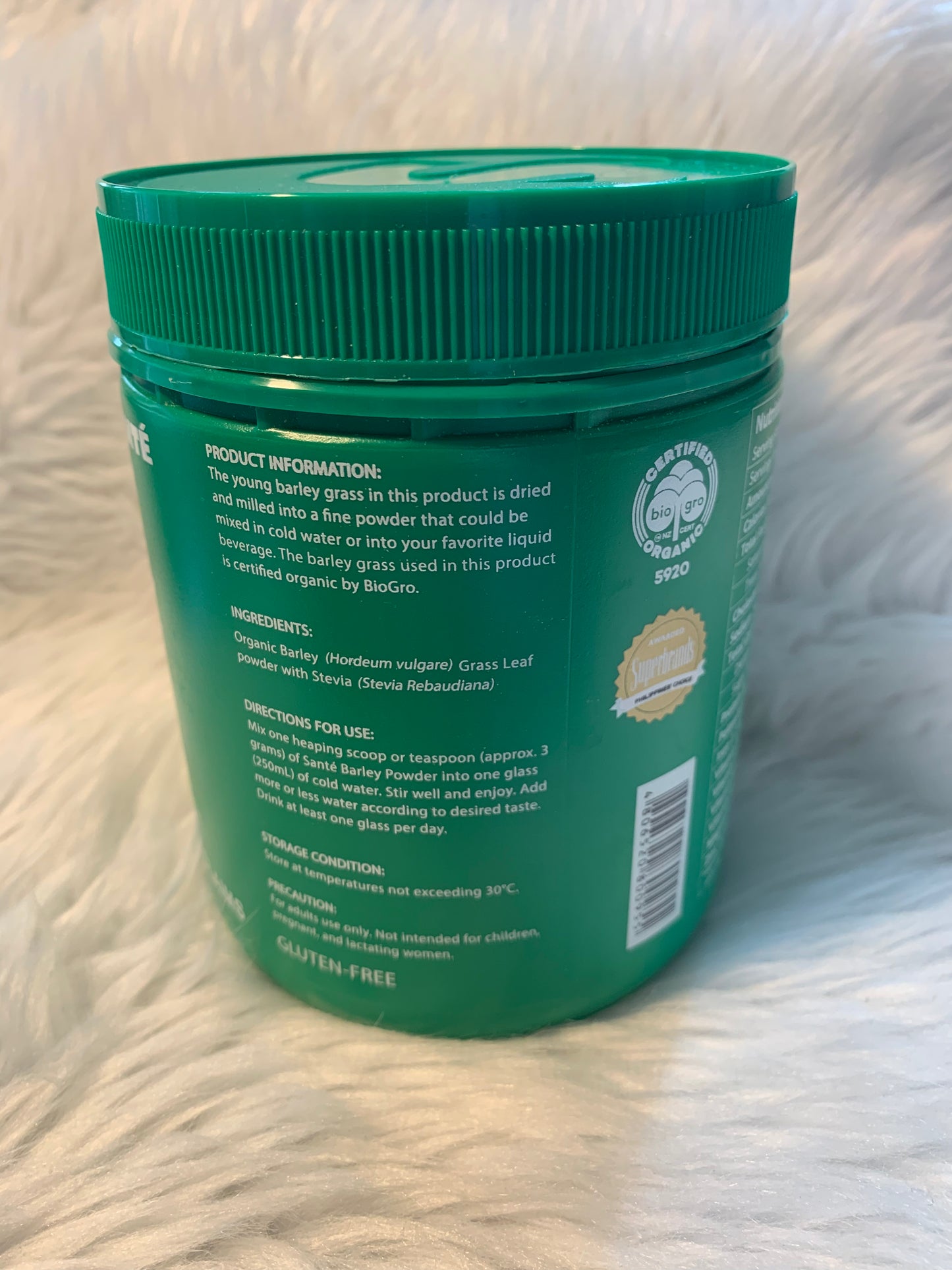 Sante Barley Pure Barley Powder Canister 200g With Stevia. Comes with a scooper.